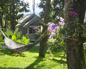 Monoceros Resort - Mae Rim - Innenhof