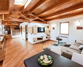 Apartment Romeo by Interhome - Modica - Huiskamer