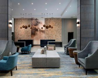 Delta Hotels by Marriott Seattle Everett - Everett - Lounge