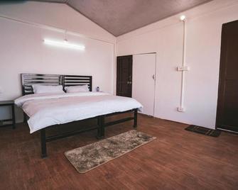 Spandan Villas - Dhanaulti - Bedroom