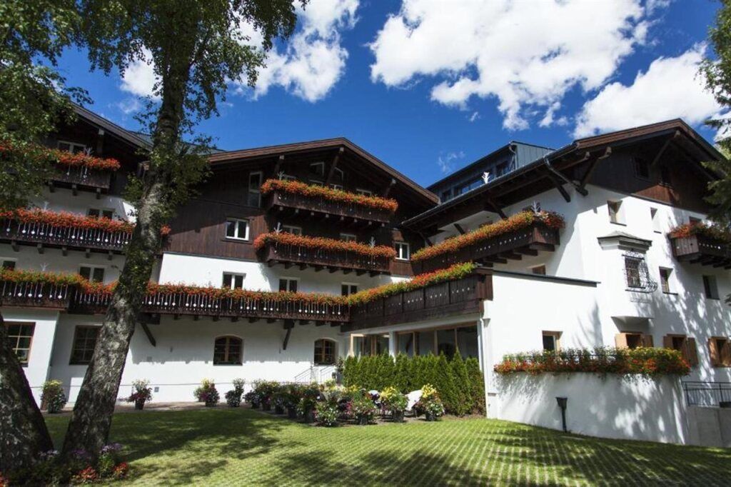 Valluga Hotel - זנקט אנטון אם ארלברג - בניין