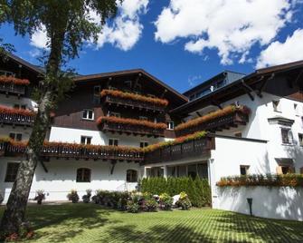 Valluga Hotel - Sankt Anton am Arlberg - Bâtiment