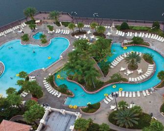 1BD/Orlando near Disney - 5 Pools, Hot Tub, Park Shuttle, and Games! - 博偉湖 - 游泳池
