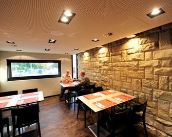 TOP Hotel Freihof Unteraegeri - Unterageri - Restaurante