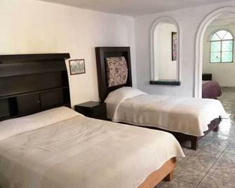 Hotel Colibri - Malinalco - Schlafzimmer