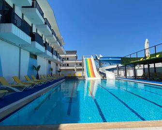 Atas Aqua Otel Avsa - Marmara - Pool