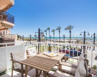 Ribera Sol By Blausitges Beach Front Property With Stunning Sea Views In Sitges. - Sitges - Balkon