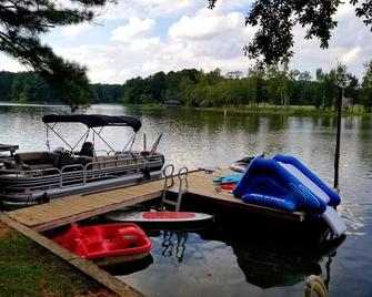 Logan Martin Lake Sunroom - Lincoln