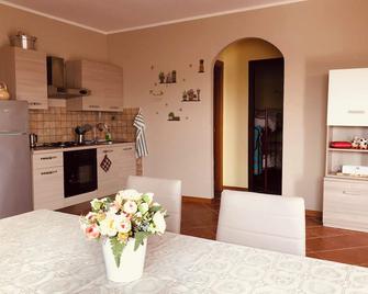 La villetta senza tempo - Aprilia - Cucina