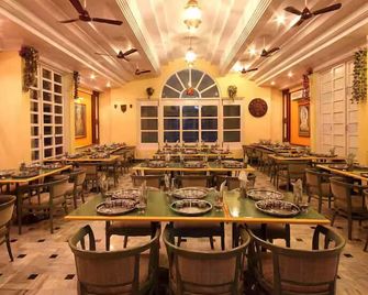 The Byke Heritage Resort - Matheran - Matheran - Restaurant