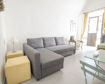 Le Tre Sorelle - Bari - Olohuone