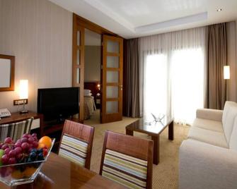 Hotel Del Mar - Petrovac - Living room