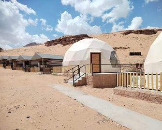 Wadirum relax camp - Valle de la Luna - Edificio