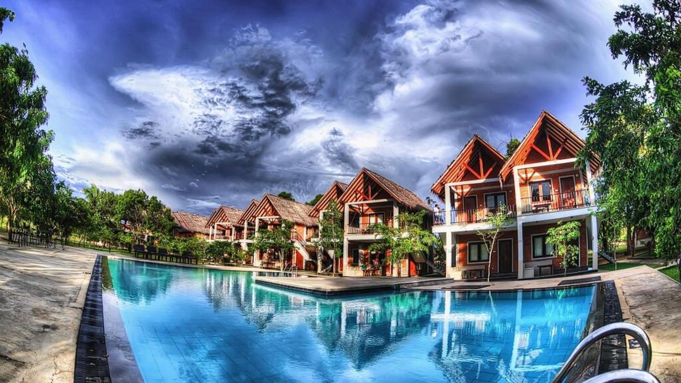 Elephas Resort & Spa