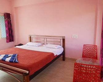 Krishna Tara Comforts - Araku Valley - Habitación