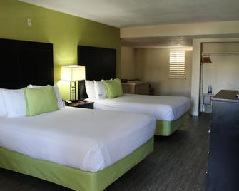 Old Town Western Inn & Suites - San Diego - Yatak Odası
