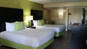 Old Town Western Inn & Suites - San Diego - Bedroom