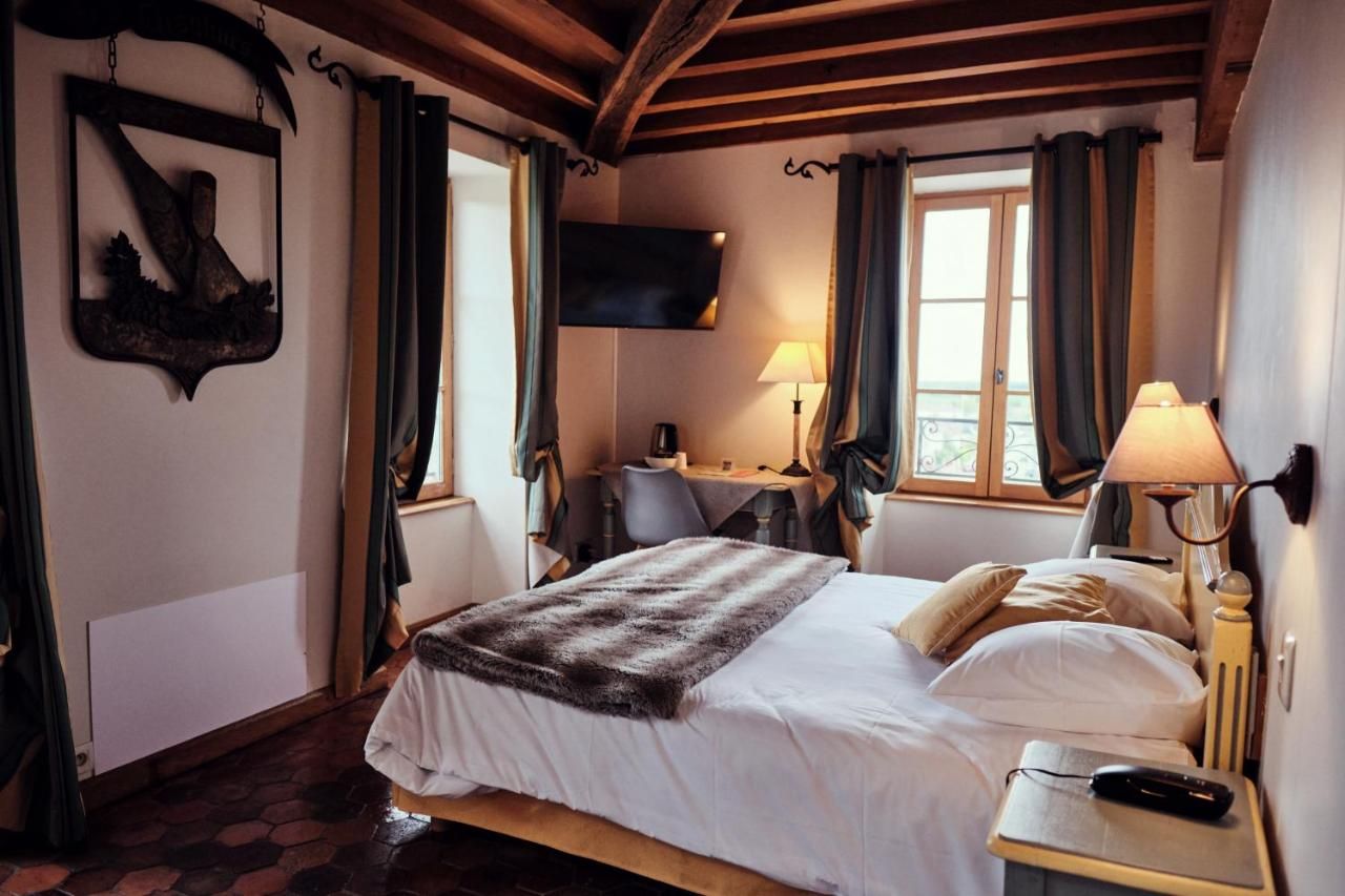 Hostellerie de la Tour d'Auxois thumbnail 3