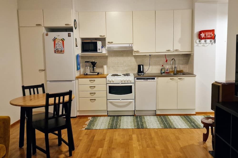 Modern Seaside Apartment - Metro & Market Nearby - הלסינקי - מטבח