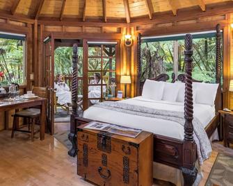 Rainforest Retreat in Volcano Village - Volcano - Bedroom