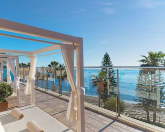 Elba Estepona Gran Hotel & Thalasso Spa - Estepona - Balkong