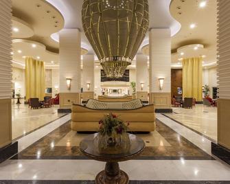 Starlight Resort Hotel - Kizilagaç - Recepción