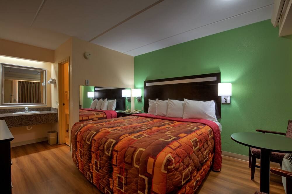 Fair View Inn & Suites - ממפיס - חדר שינה