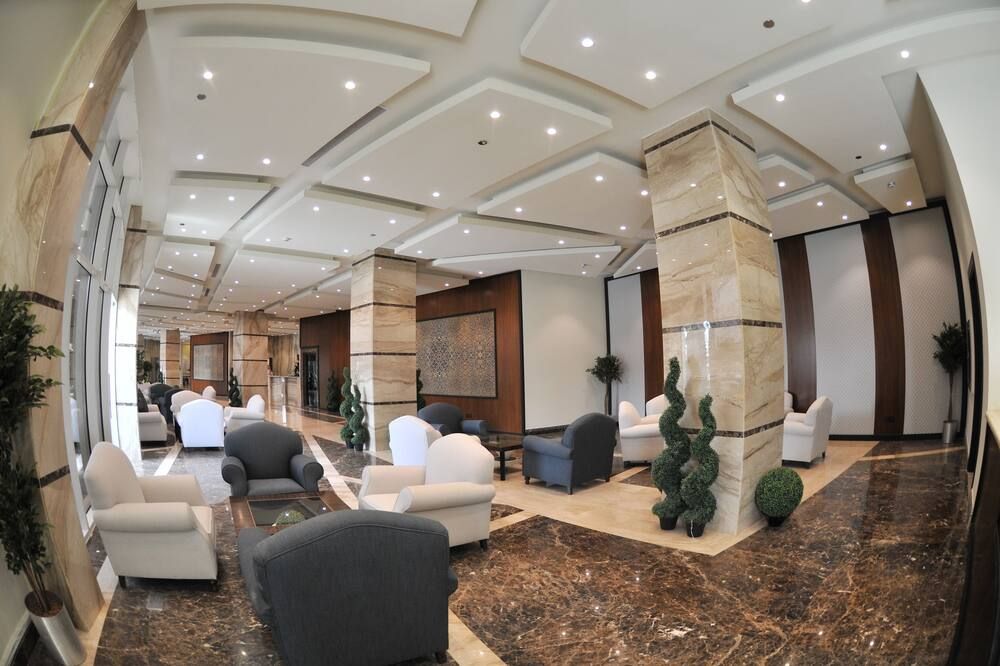 فندق بيات من كريستال