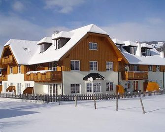 Apartment Top 13 by Interhome - Sankt Margarethen im Lungau - Будівля