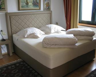 Bed And Breakfast Villa Iris - Mošćenička Draga - Habitación