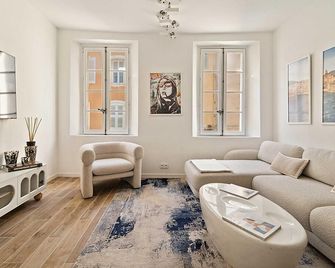 Elegant Appt- AC- 1br/2p - Centre St Tropez - Saint-Tropez - Wohnzimmer