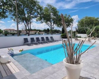 La Perle du Voyageur - Agde - Pool
