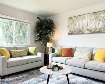 438 Comfortable 4br Heart Downtown Sj Central Ac Sjsu - San Jose - Sala de estar