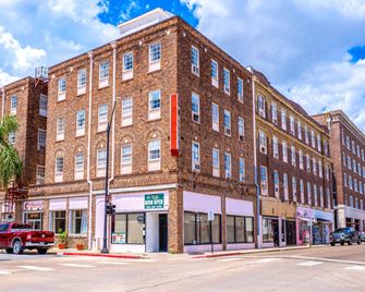 Hotel O Colonial Inn Brownsville Tx - Brownsville - Bygning