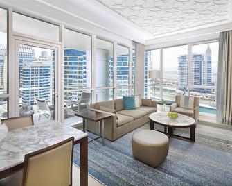 DoubleTree by Hilton Dubai - Jumeirah Beach - Dubai - Living room