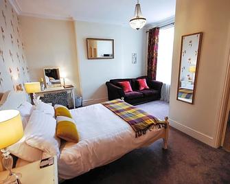 Kilmorey Lodge - Chester - Bedroom