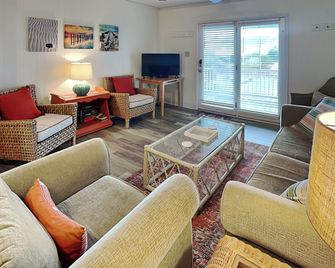 Catch A Wave by Topsail Realty - Topsail Beach - Sala de estar