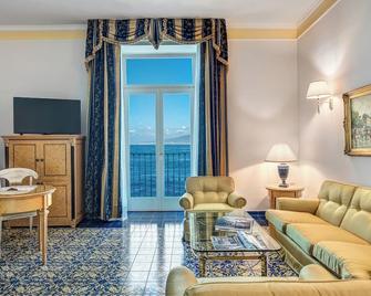 Imperial Hotel Tramontano - סורנטו - סלון