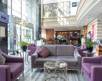 Signature 1 Hotel Tecom - Dubai - Lobby
