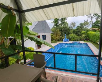 Los tres reyes farm - humadea - Guamal - Piscina