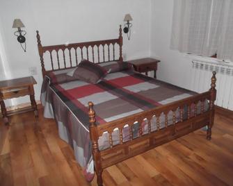 Can Tubau - Casa rural - Apartaments - Ribes de Freser - Bedroom