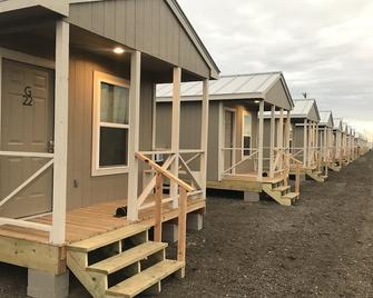 Railhead Rentals - Pecos - Building
