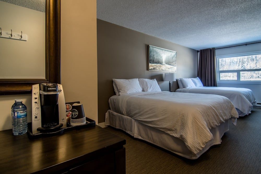 Northwood Plaza Hotel - Prince George - Bedroom