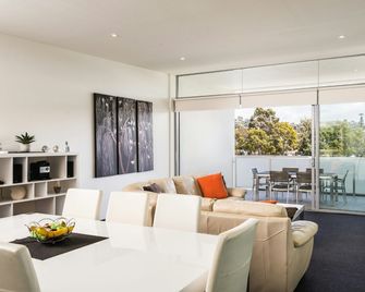 Coast Resort Merimbula - Merimbula - Kitchen