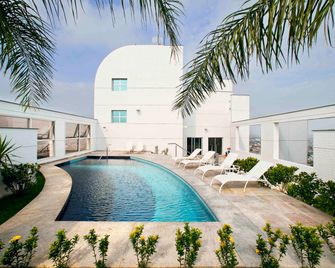 馬瑙斯公寓美居酒店 - 瑪瑙斯 - 馬瑙斯 - 建築