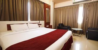 Hotel Excellency - Bhubaneswar - Bedroom