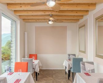 Essentia Guest House - Faggeto Lario - Restaurant