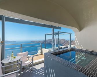 Gizis Cliffside Suites - Imerovigli - Balcony