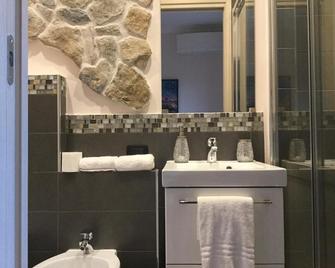 B&B Villa Lura Pompei - Pompei - Bathroom
