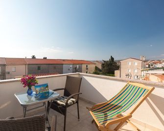 House Mari - Punat - Balkon